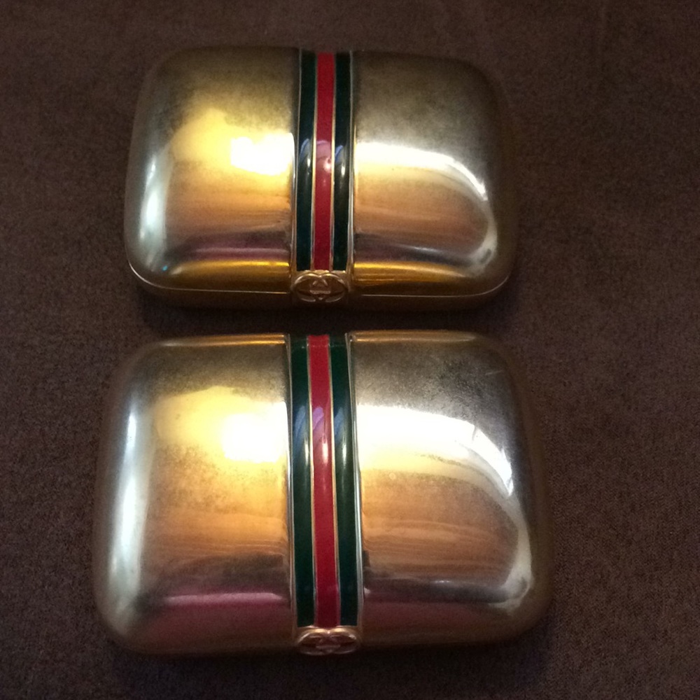 Gucci trinket / soap box with clasp.